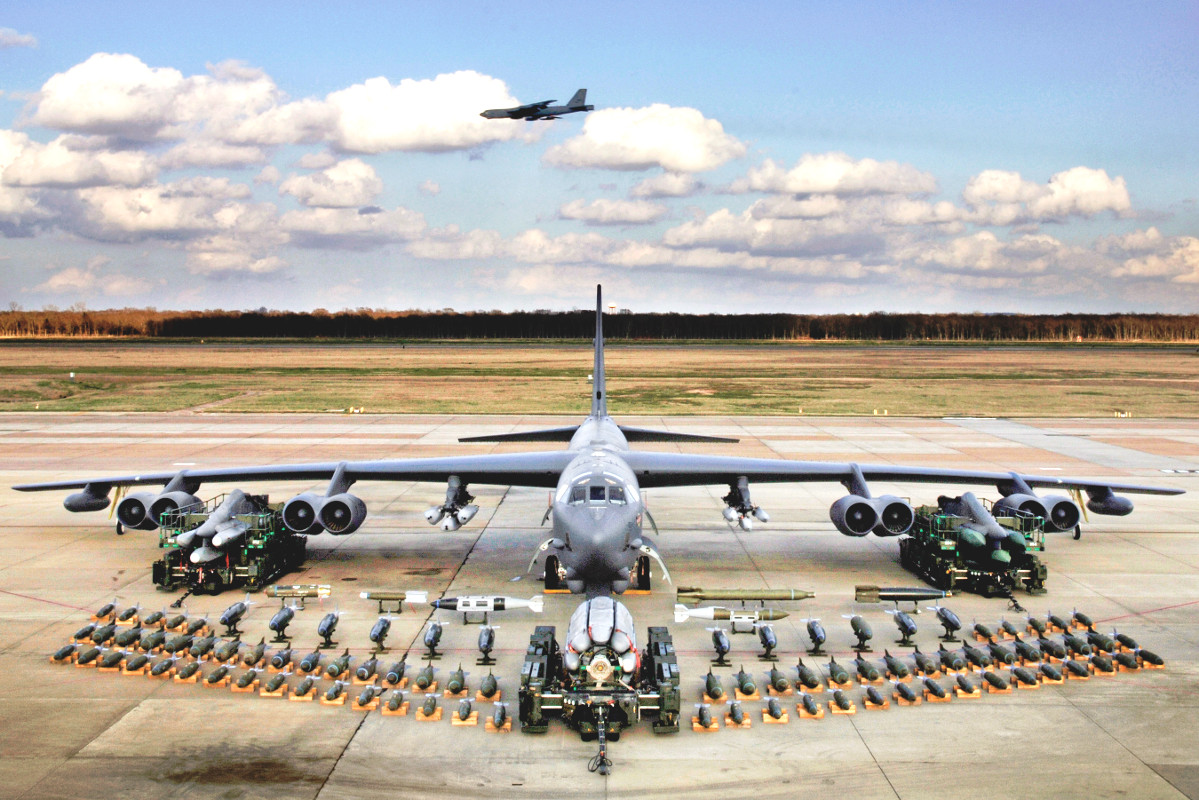 message-editor%2F1503598318334-b-52-weapons.jpg